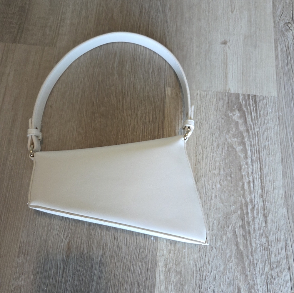 Madison West Geometric White Purse - Picture 9 of 9